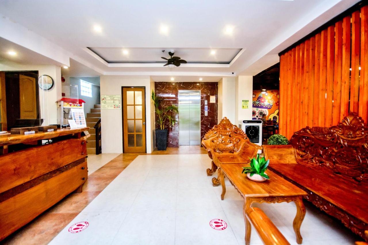 Serene La Playa Boracay 3*