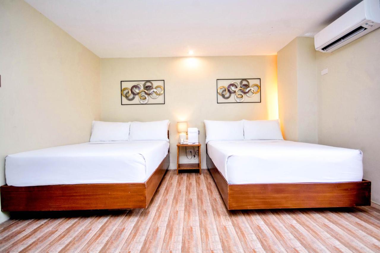 Serene La Playa Boracay 3*